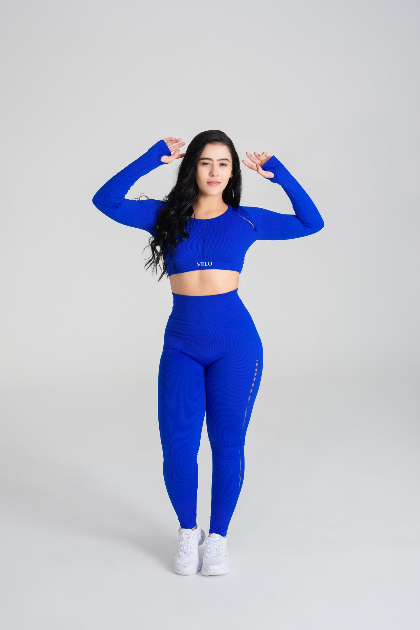 VELO seamless blue activewear set long sleeve crop top and leggings full body studio