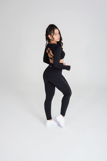 VELO black seamless activewear set side view studio